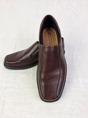 Ecco Helsinki 2.0 Apron Toe Slip-On Loafers Mens 41 (US 8) Brown Leather